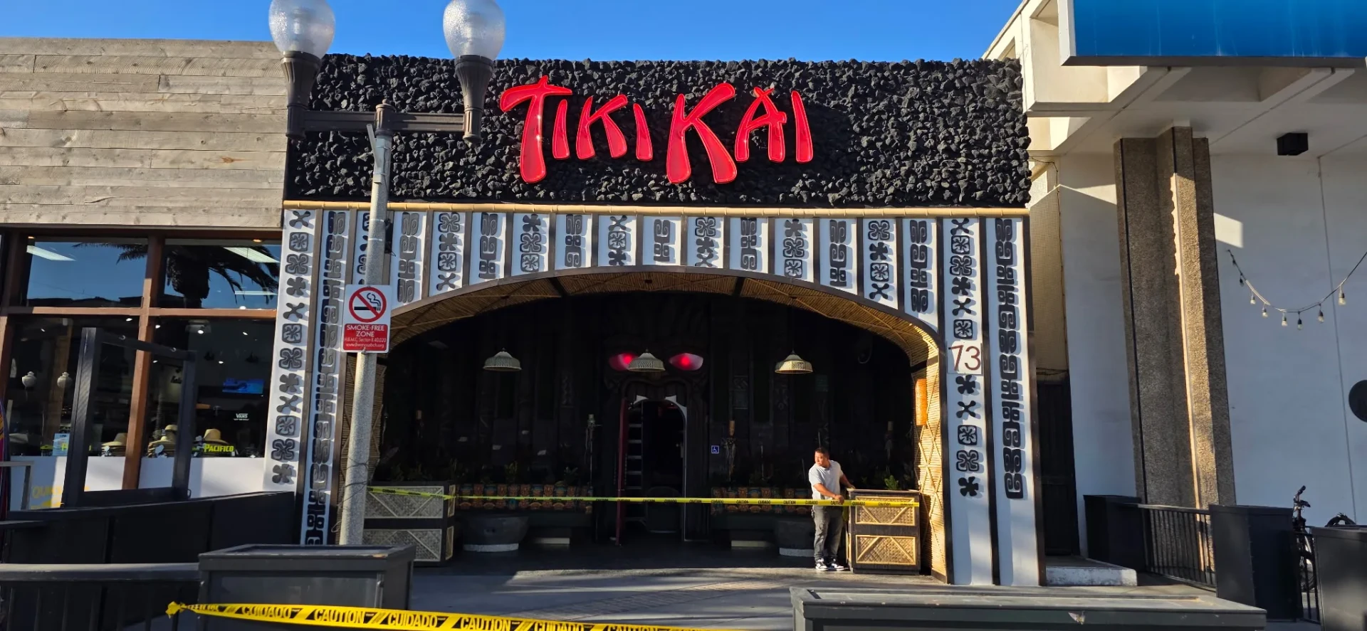 Tiki Kai illuminated entrance sign