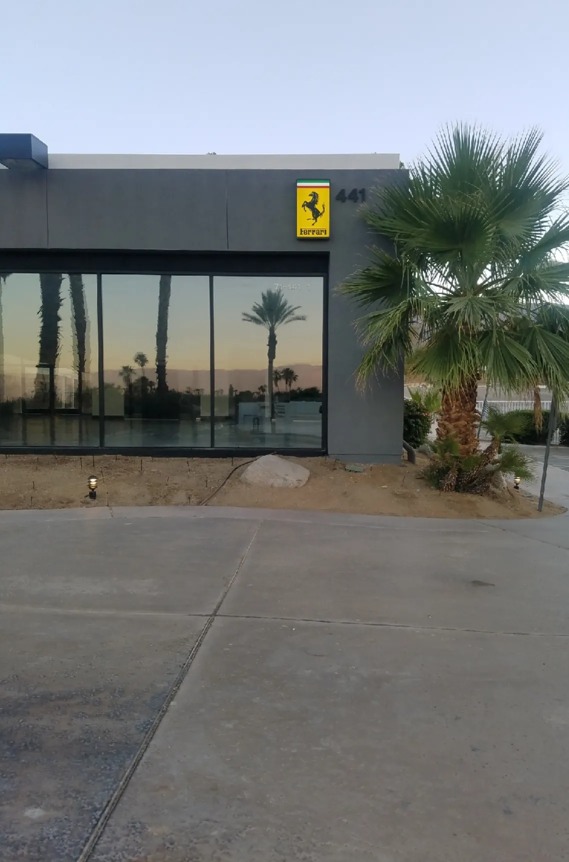 Commercial facade sign project