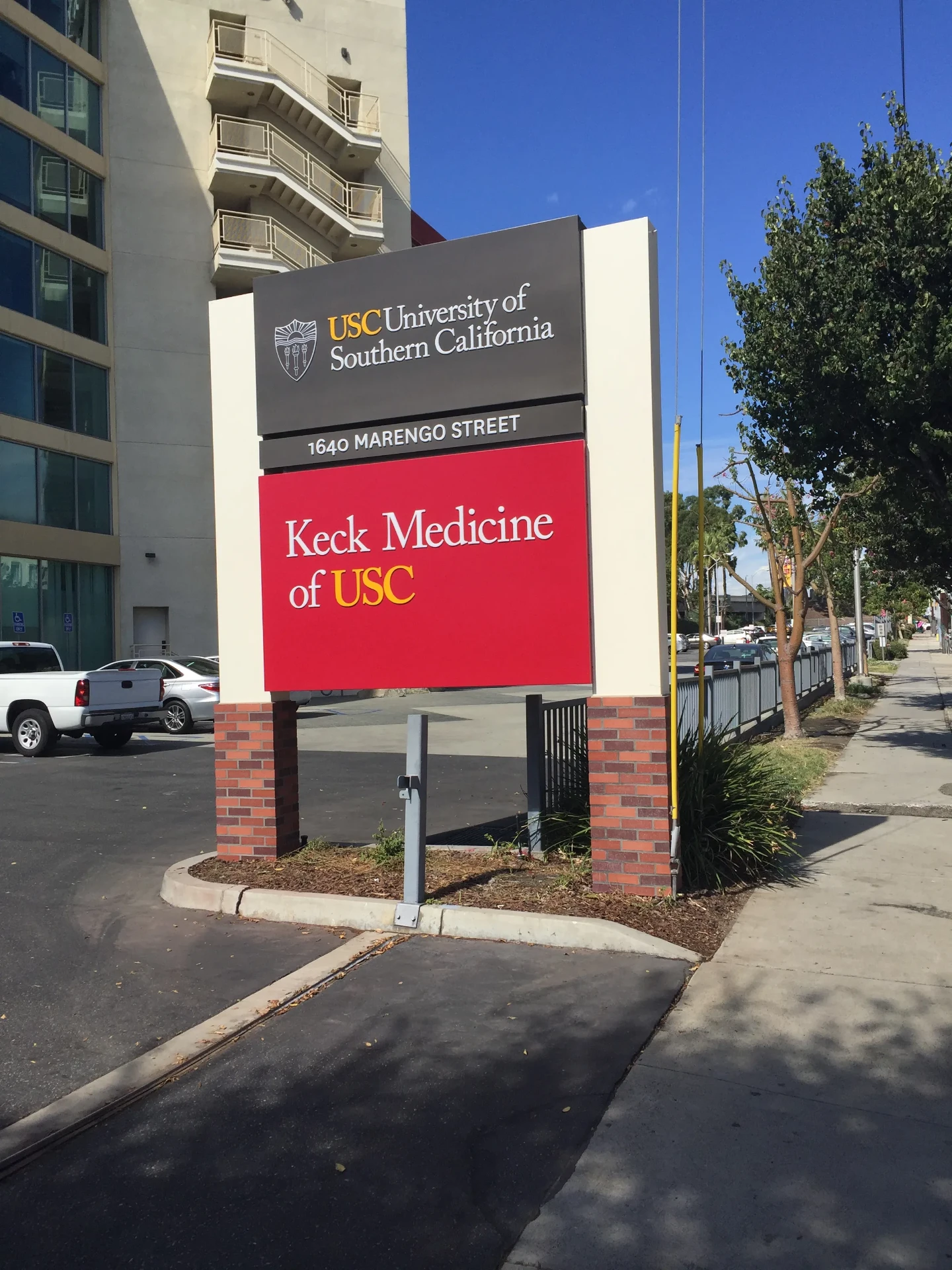 Keck Medicine monument sign detail